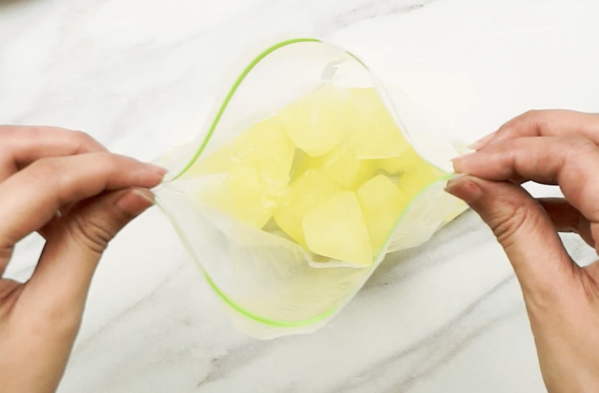 Bag Up Frozen Egg White Cubes