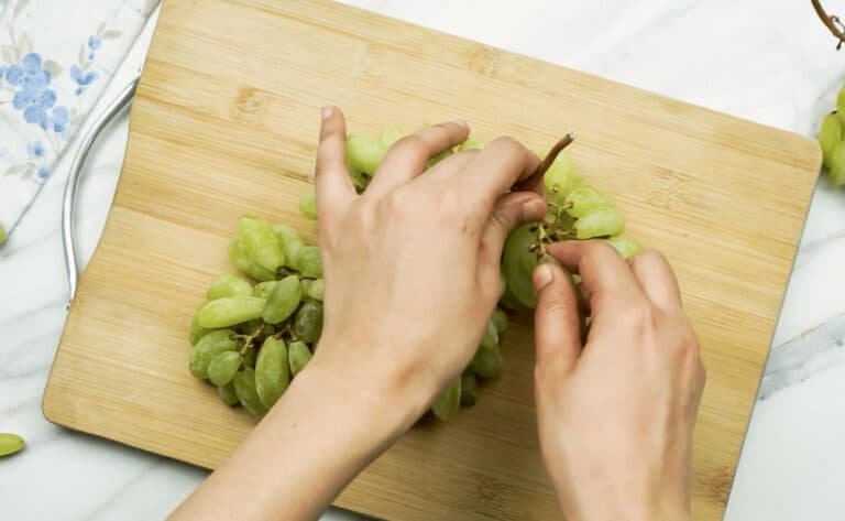 Select Grapes for Freezing