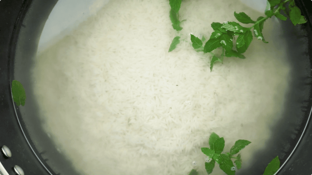 Cook Rice with Mint